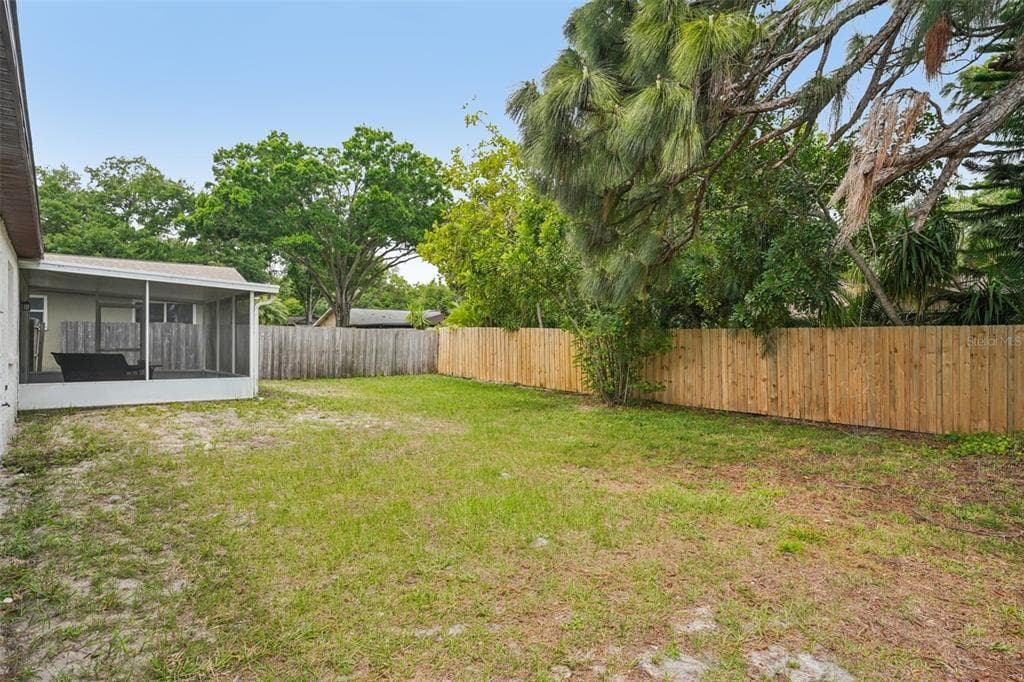 105 LOTUS CIRCLE, SAFETY HARBOR, FL 34695 — zdjęcie 4