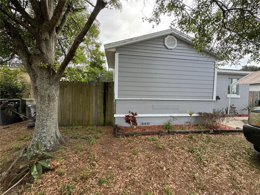 3114 58TH AVENUE N, ST PETERSBURG, FL 33714 — zdjęcie 2