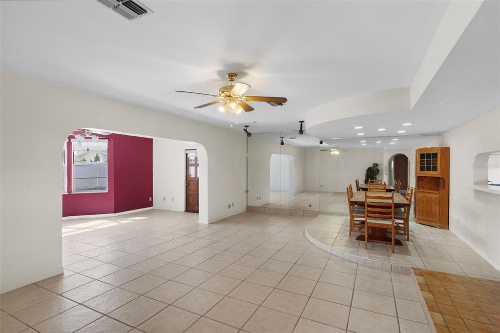 1768 HARBOR CIRCLE E, LARGO, FL 33770 — zdjęcie 4