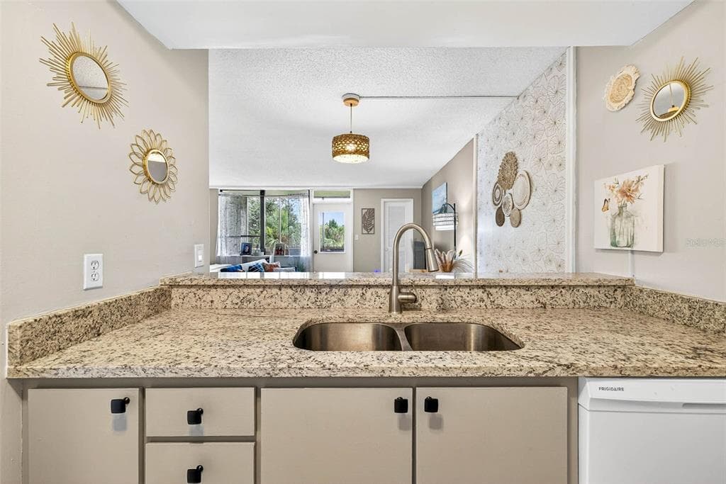 2614 COVE CAY DRIVE # 405, CLEARWATER, FL 33760 — zdjęcie 4
