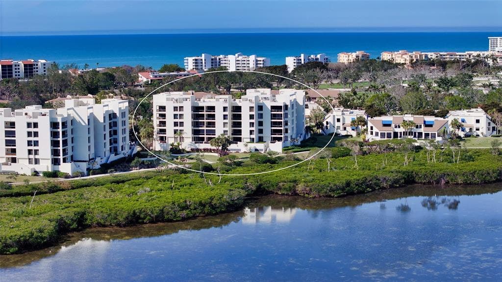 1932 HARBOURSIDE DRIVE # 244, LONGBOAT KEY, FL 34228