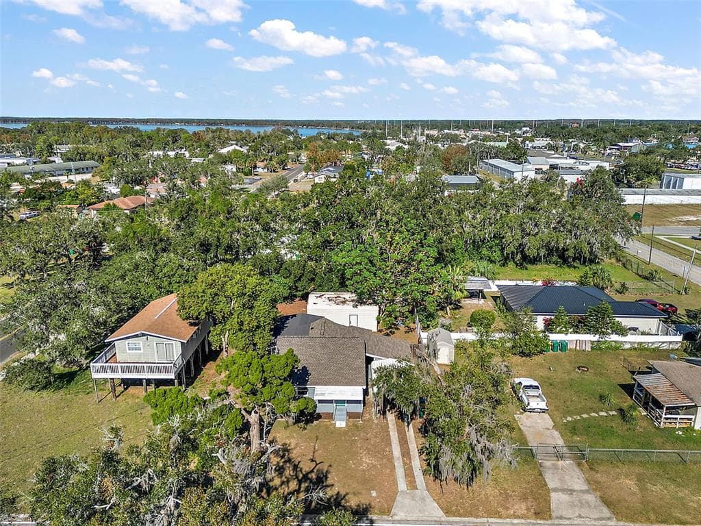 105 W STEVENS AVENUE, EUSTIS, FL 32726 — zdjęcie 4