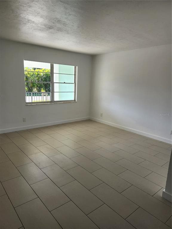 2921 VASCO STREET # A, PUNTA GORDA, FL 33950 — zdjęcie 3