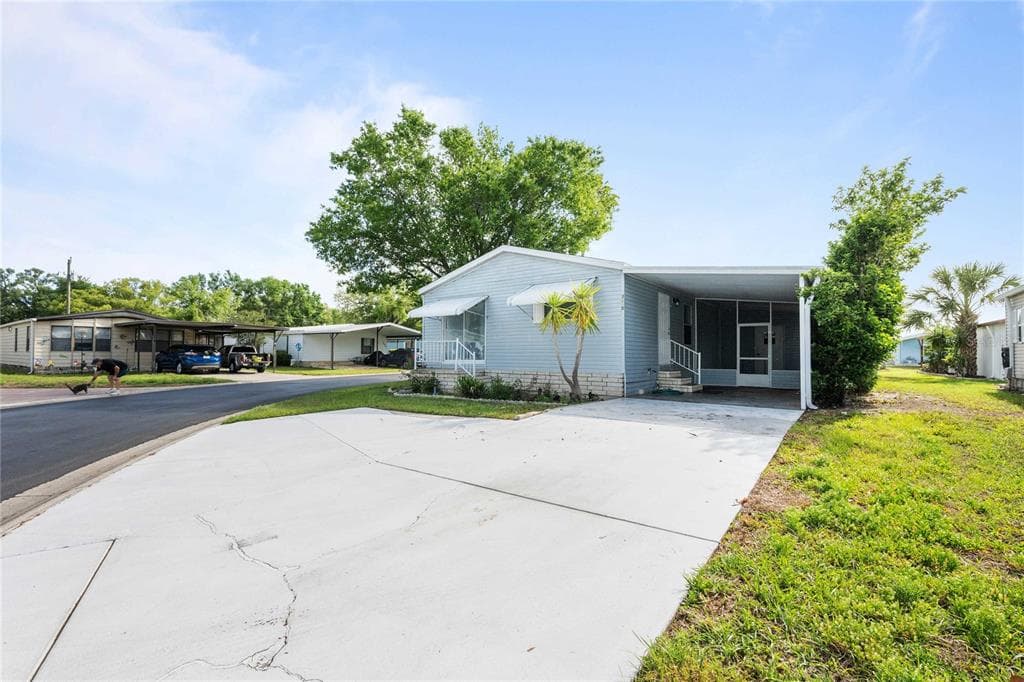 3210 HICKORY DRIVE, WESLEY CHAPEL, FL 33543 — zdjęcie 2