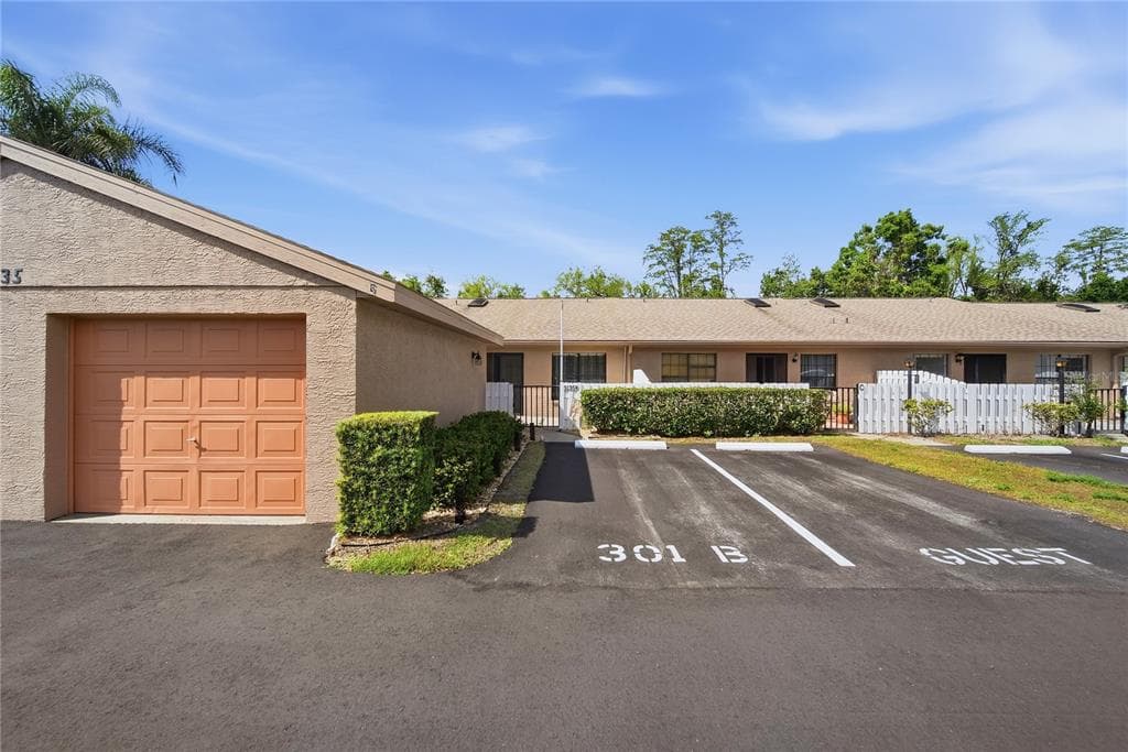 3135 CHARTER CLUB DRIVE # B, TARPON SPRINGS, FL 34688 — zdjęcie 2