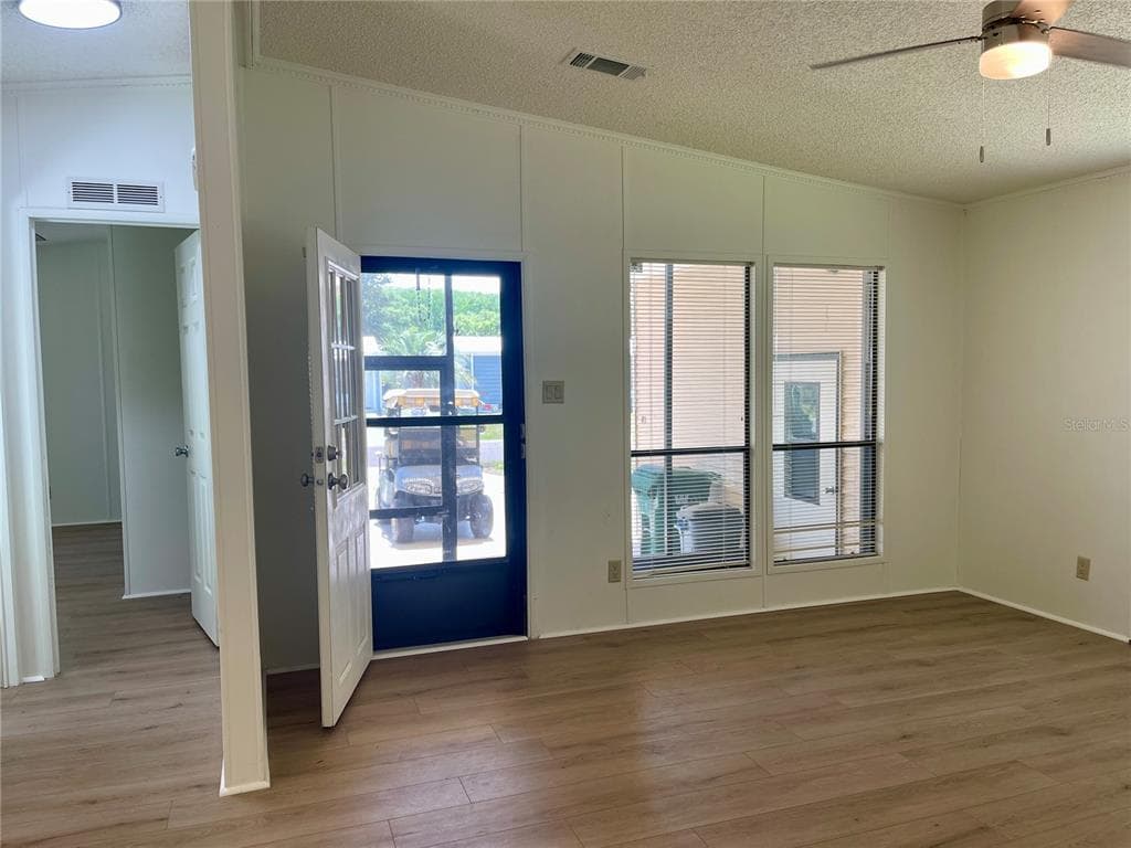 603 ROBIN LANE, WILDWOOD, FL 34785 — zdjęcie 3