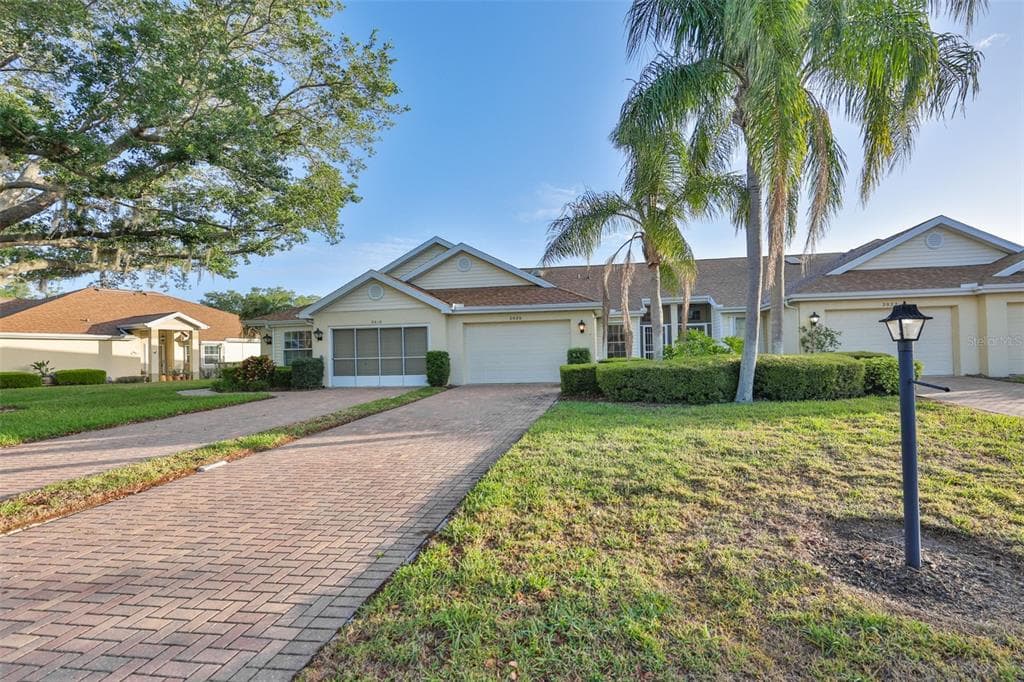 2020 NANTUCKET DRIVE, SUN CITY CENTER, FL 33573 — zdjęcie 3