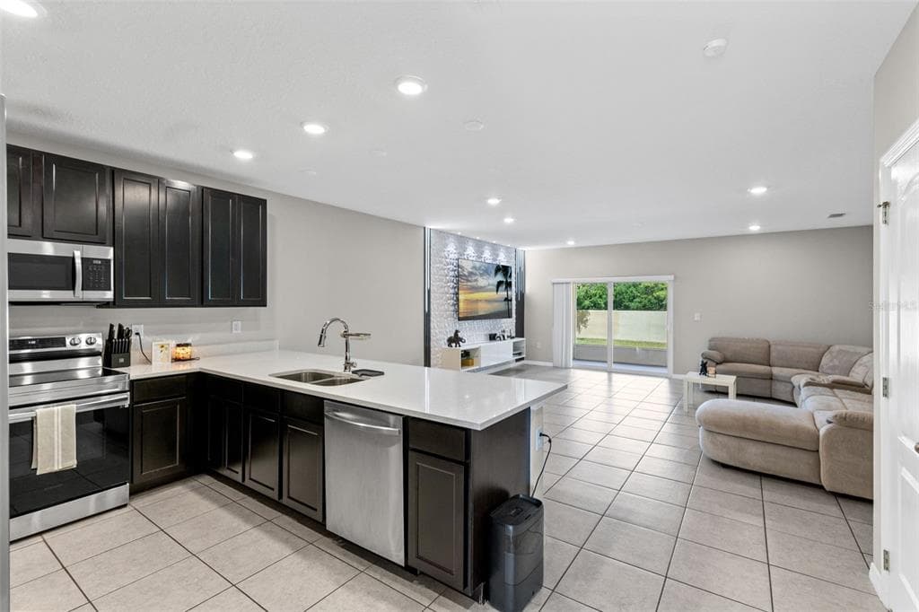 4827 CORAL CASTLE DRIVE, KISSIMMEE, FL 34746 — zdjęcie 5