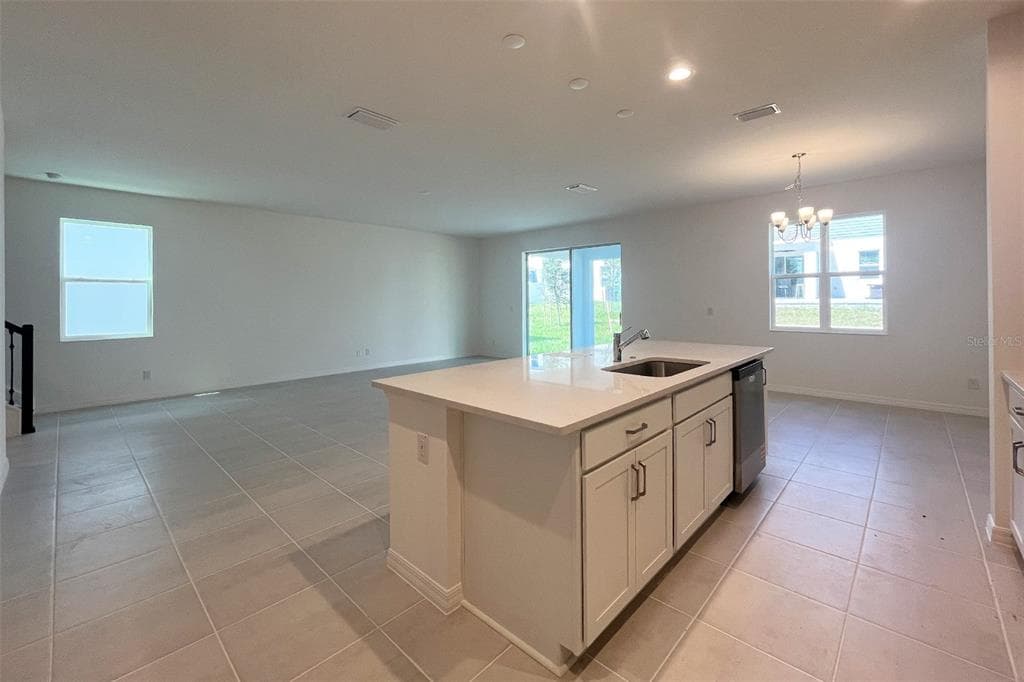 7036 ROLLING LEAF ROAD, GROVELAND, FL 34736 — zdjęcie 4