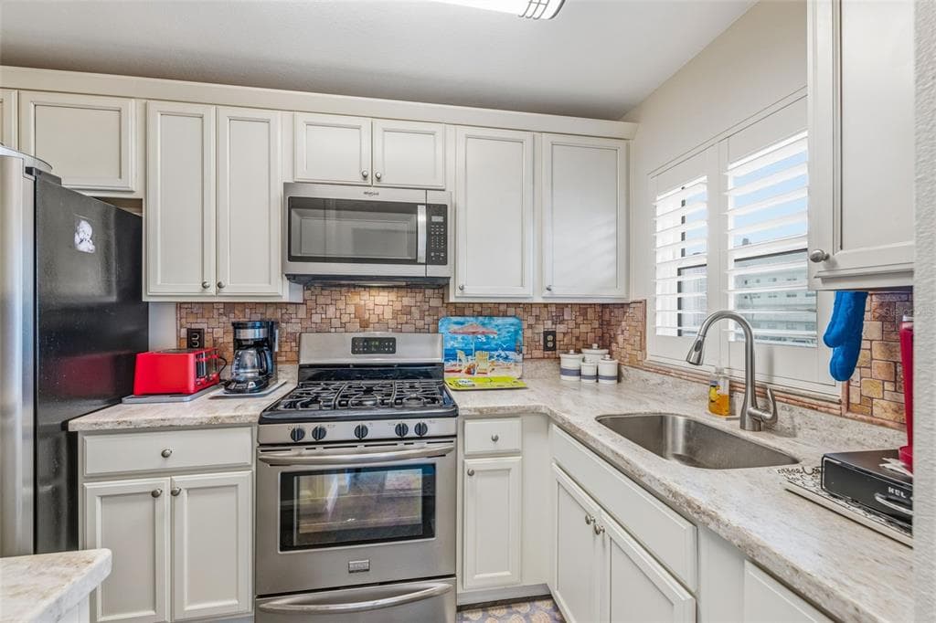 5521 80TH STREET N # 212, ST PETERSBURG, FL 33709 — zdjęcie 5