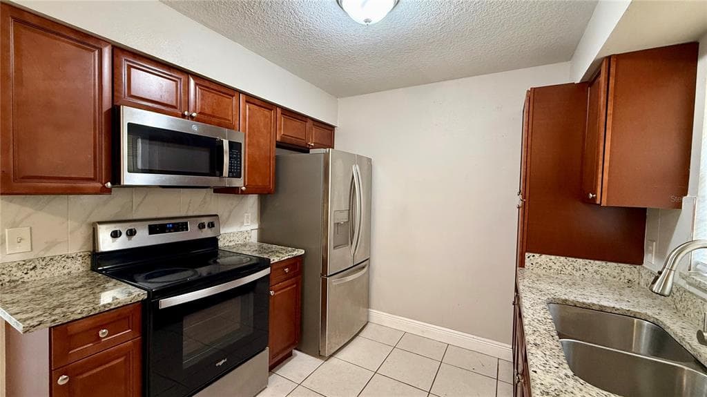 210 N LONE OAK DRIVE # 1, LEESBURG, FL 34748 — zdjęcie 3