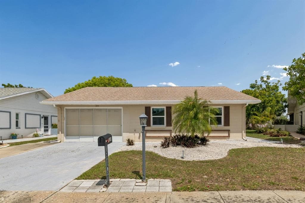 209 GENET COURT, SUN CITY CENTER, FL 33573
