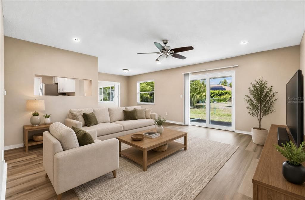 209 GENET COURT, SUN CITY CENTER, FL 33573 — zdjęcie 4