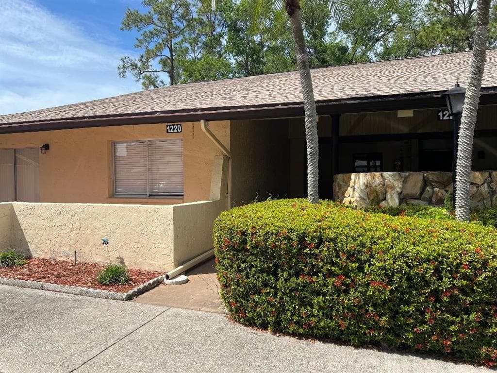 1220 13TH CIRCLE SE, LARGO, FL 33771 — zdjęcie 2