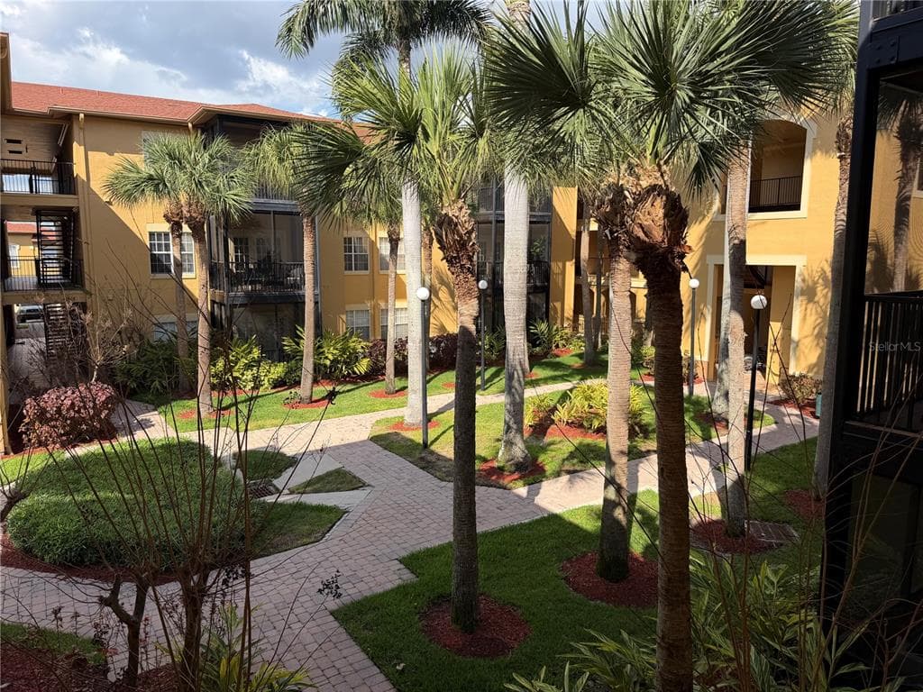 4333 BAYSIDE VILLAGE DRIVE # 229, TAMPA, FL 33615 — zdjęcie 3