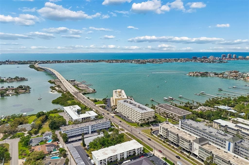 2944 W BAY DRIVE # 106, BELLEAIR BLUFFS, FL 33770 — zdjęcie 3