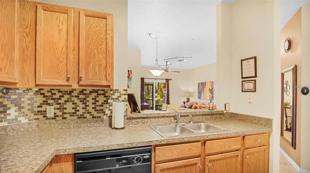 2711 OAKWATER DRIVE # 116, KISSIMMEE, FL 34747 — zdjęcie 4