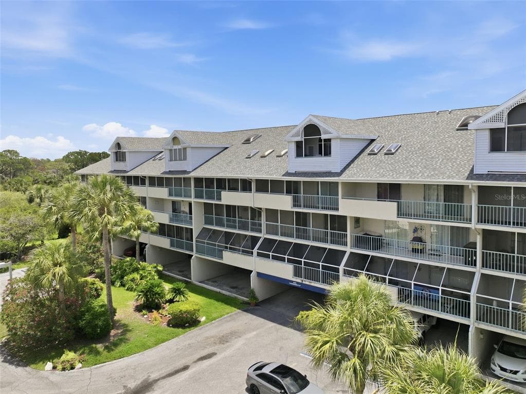 5557 SEA FOREST DRIVE # 215, NEW PORT RICHEY, FL 34652