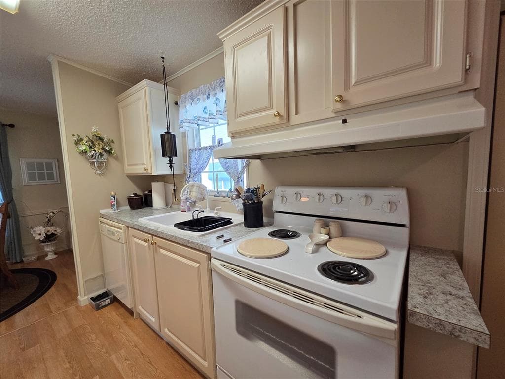 4157 71ST LANE N # 14, ST PETERSBURG, FL 33709 — zdjęcie 4