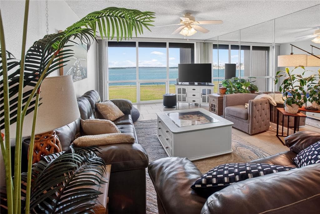 1 KEY CAPRI # 103E, TREASURE ISLAND, FL 33706 — zdjęcie 3