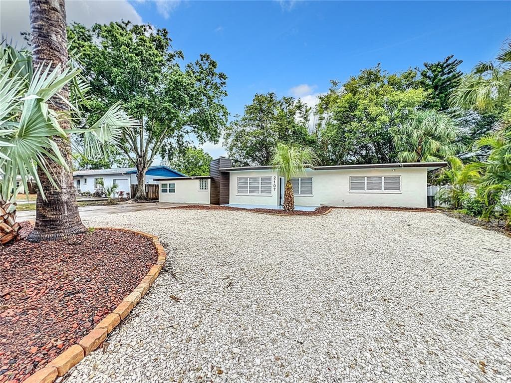 2107 PINE TERRACE, SARASOTA, FL 34231