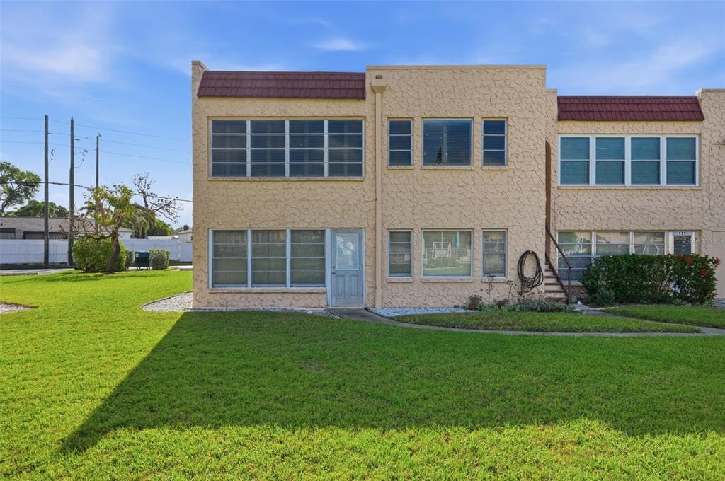 212 CEDARWOOD CIRCLE # 212, SEMINOLE, FL 33777 — zdjęcie 3