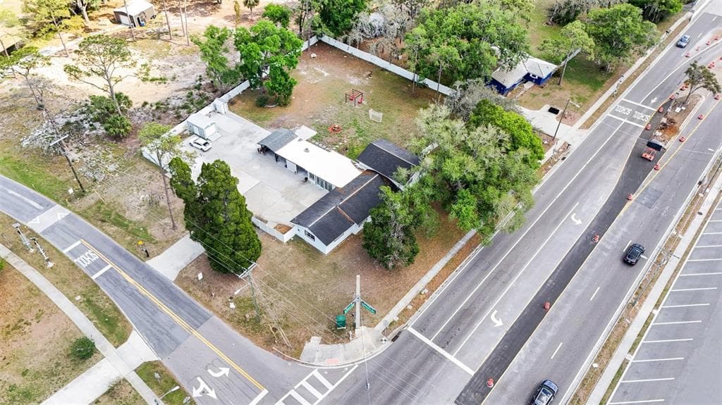3101 S KINGS AVENUE, BRANDON, FL 33511 — zdjęcie 2
