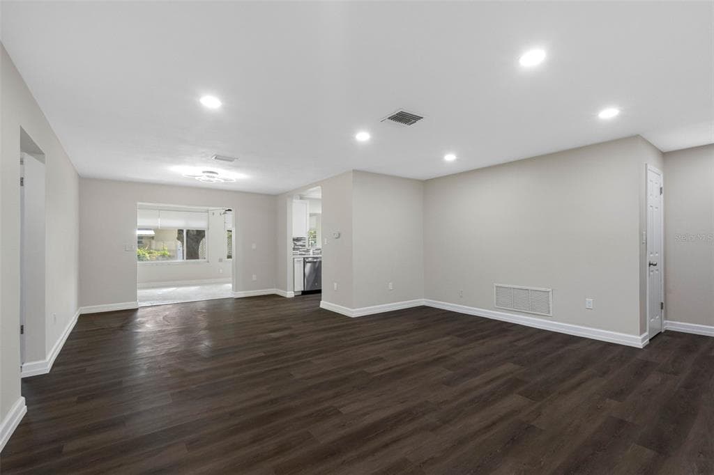 624 ORANGE STREET, PALM HARBOR, FL 34683 — zdjęcie 4