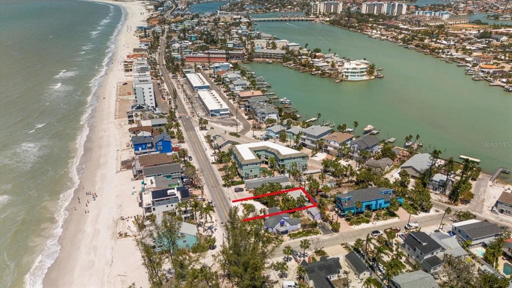 8403 W GULF BOULEVARD, TREASURE ISLAND, FL 33706 — zdjęcie 2