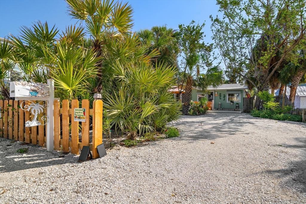 8403 W GULF BOULEVARD, TREASURE ISLAND, FL 33706 — zdjęcie 3