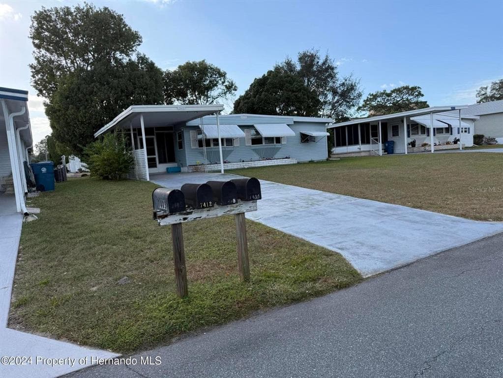 7411 FAIRLANE AVENUE, BROOKSVILLE, FL 34613 — zdjęcie 2