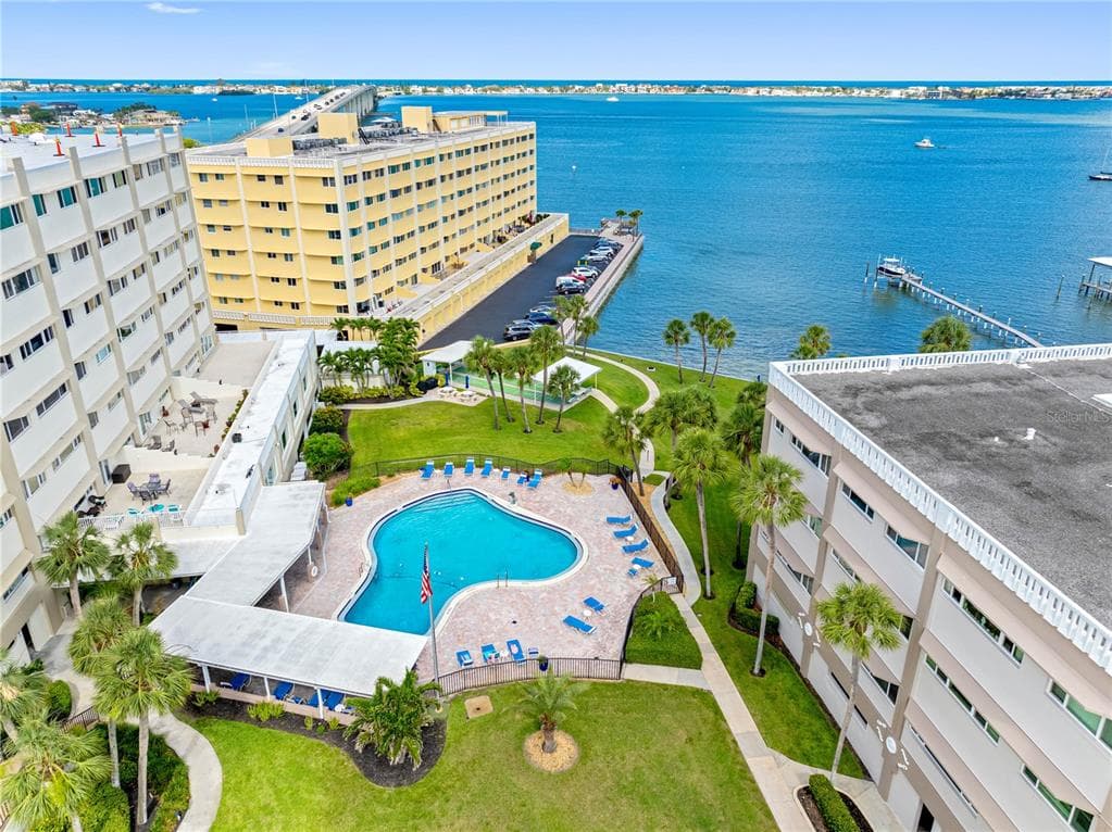 100 BLUFF VIEW DRIVE # 404C, BELLEAIR BLUFFS, FL 33770