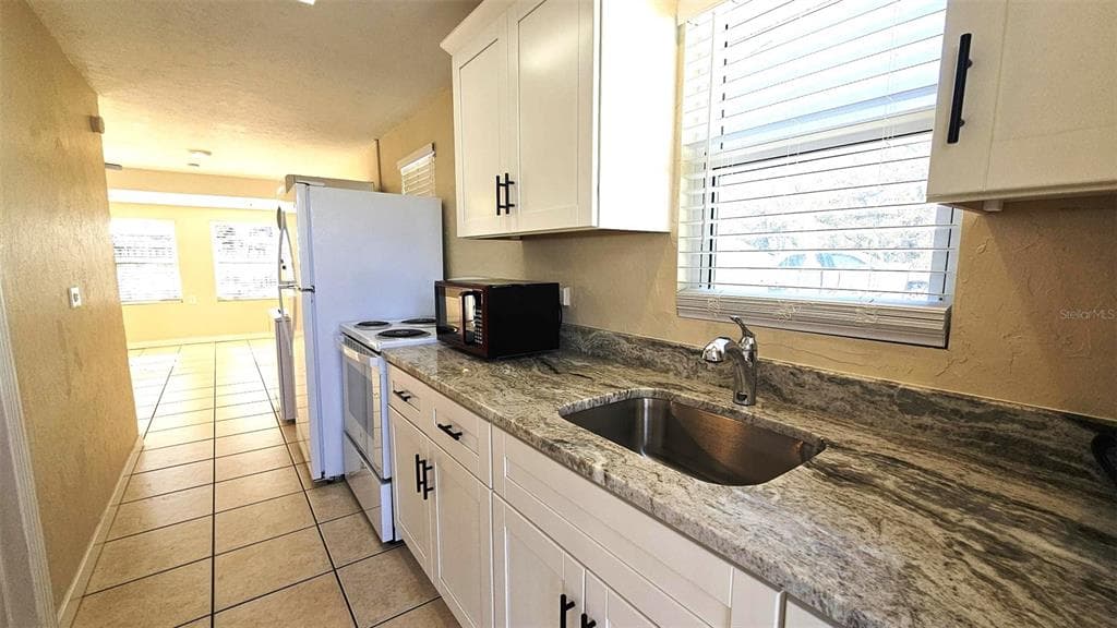 870 S MCCALL ROAD # 4, ENGLEWOOD, FL 34223 — zdjęcie 3