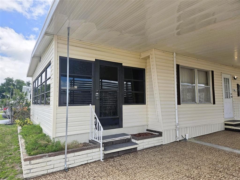 3226 SWEET GUM TERRACE, SARASOTA, FL 34237 — zdjęcie 4