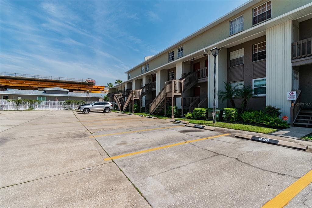 4875 W MCELROY AVENUE # G208, TAMPA, FL 33611 — zdjęcie 4