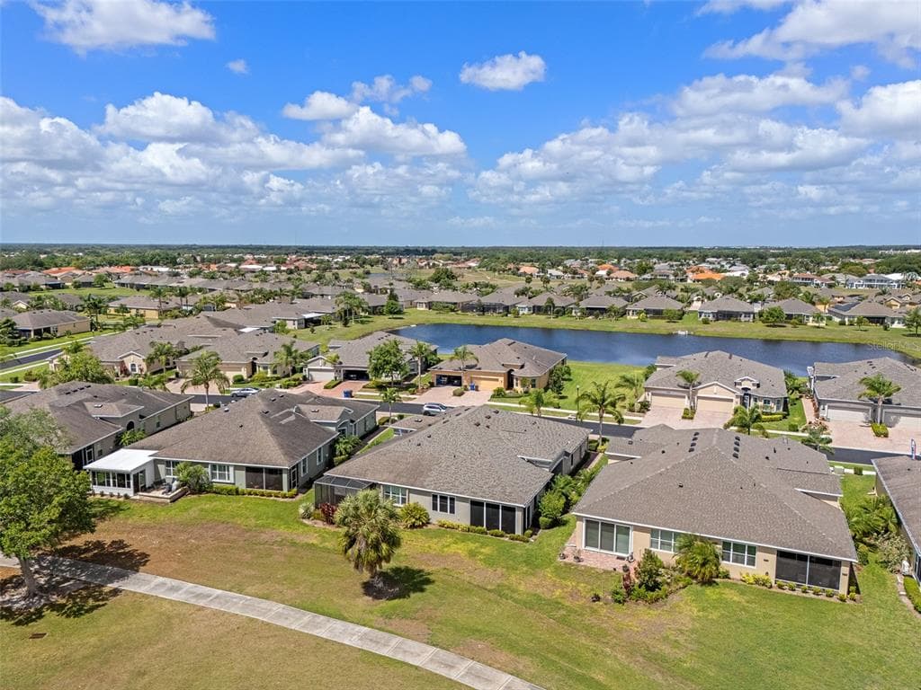 718 CHIPPER DRIVE, SUN CITY CENTER, FL 33573 — zdjęcie 5