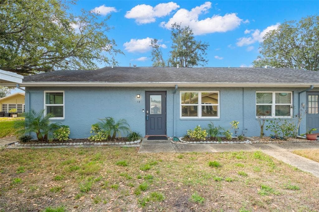 1904 CANTERBURY LANE # 13, SUN CITY CENTER, FL 33573