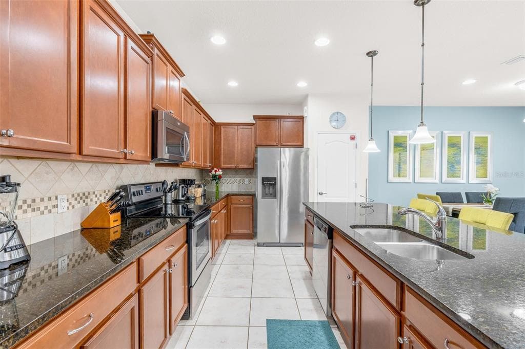 1987 MAJORCA DRIVE, KISSIMMEE, FL 34747 — zdjęcie 4