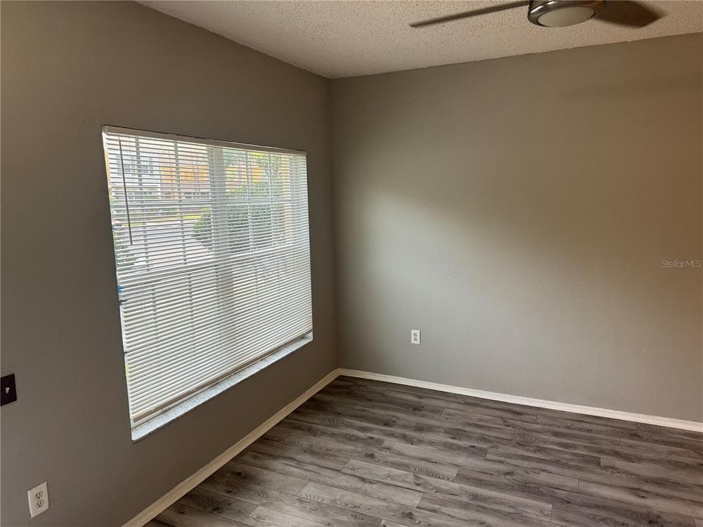 30059 GRANDA HILLS COURT, WESLEY CHAPEL, FL 33543 — zdjęcie 2