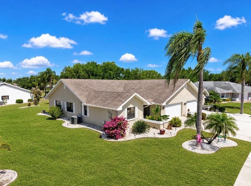 319 LINGER LANE, SUN CITY CENTER, FL 33573 — zdjęcie 2