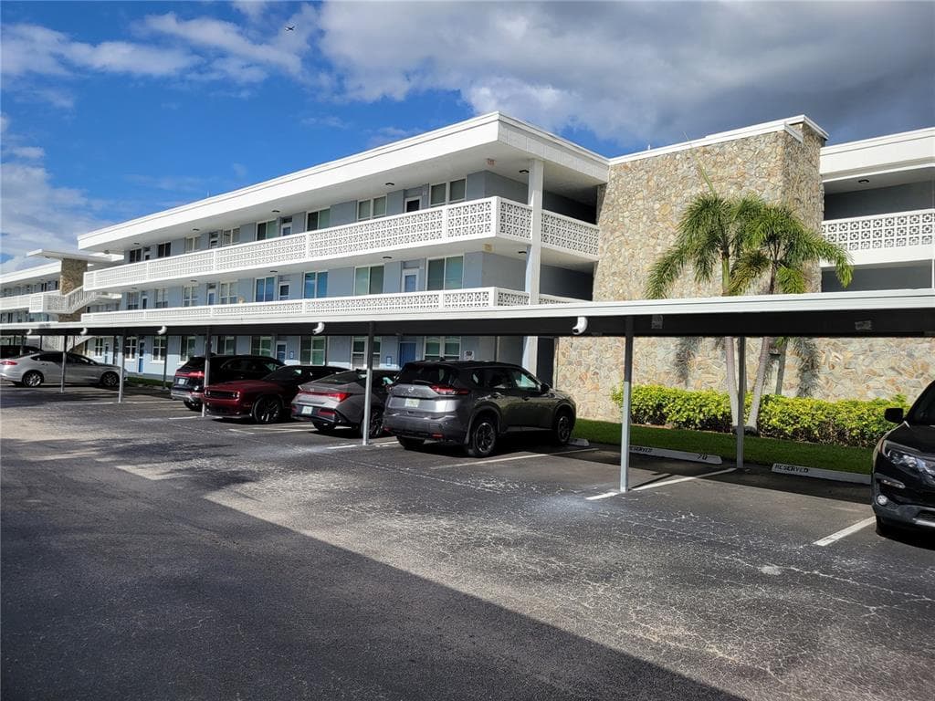 4715 BAY STREET NE # 225, ST PETERSBURG, FL 33703