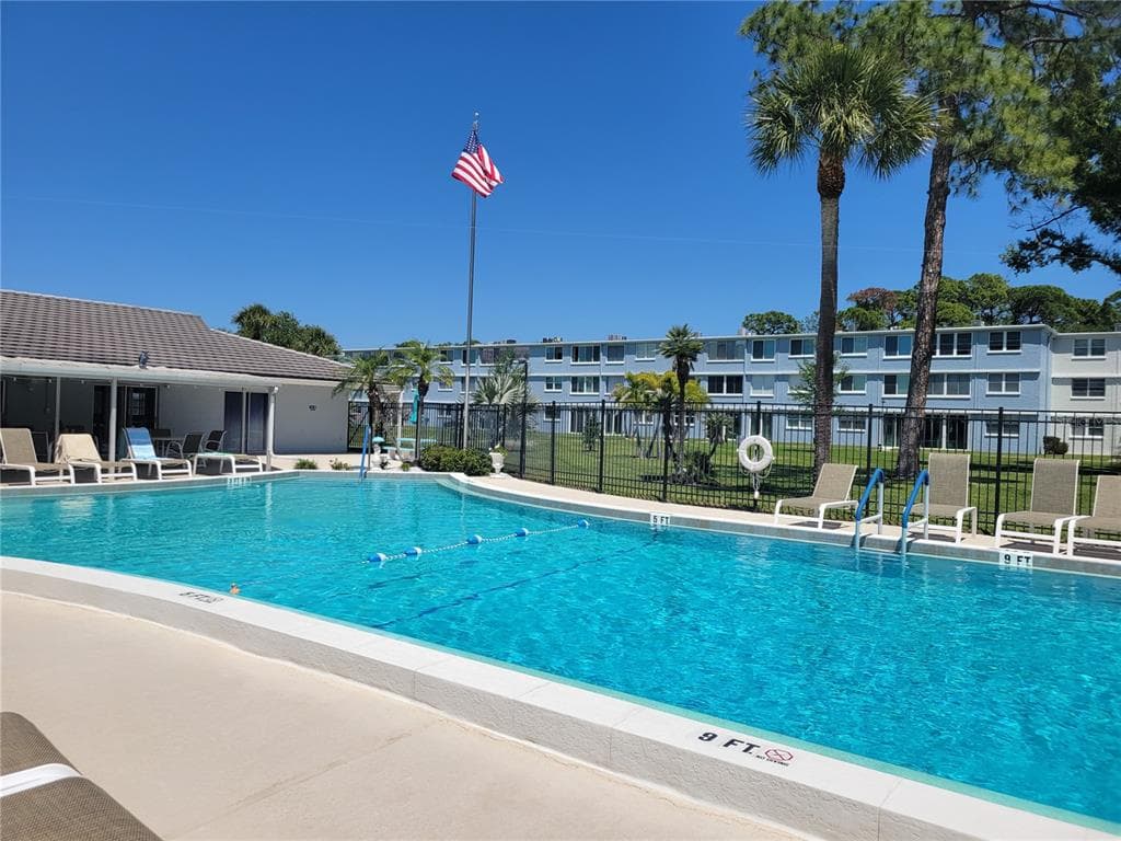 4715 BAY STREET NE # 225, ST PETERSBURG, FL 33703 — zdjęcie 4