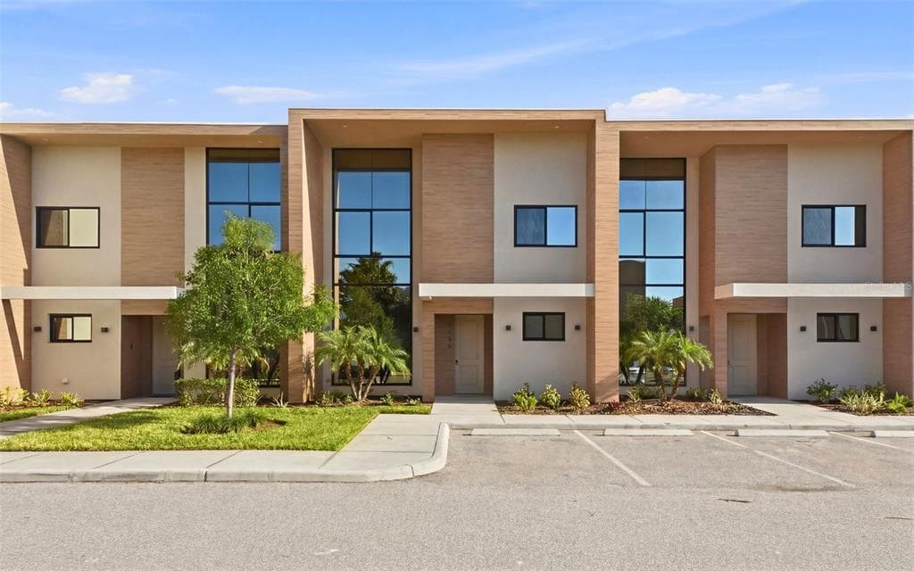 7455 BROOKLYN DRIVE, KISSIMMEE, FL 34747