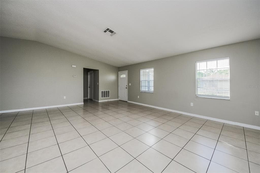 211 COBALT DRIVE, KISSIMMEE, FL 34758 — zdjęcie 3