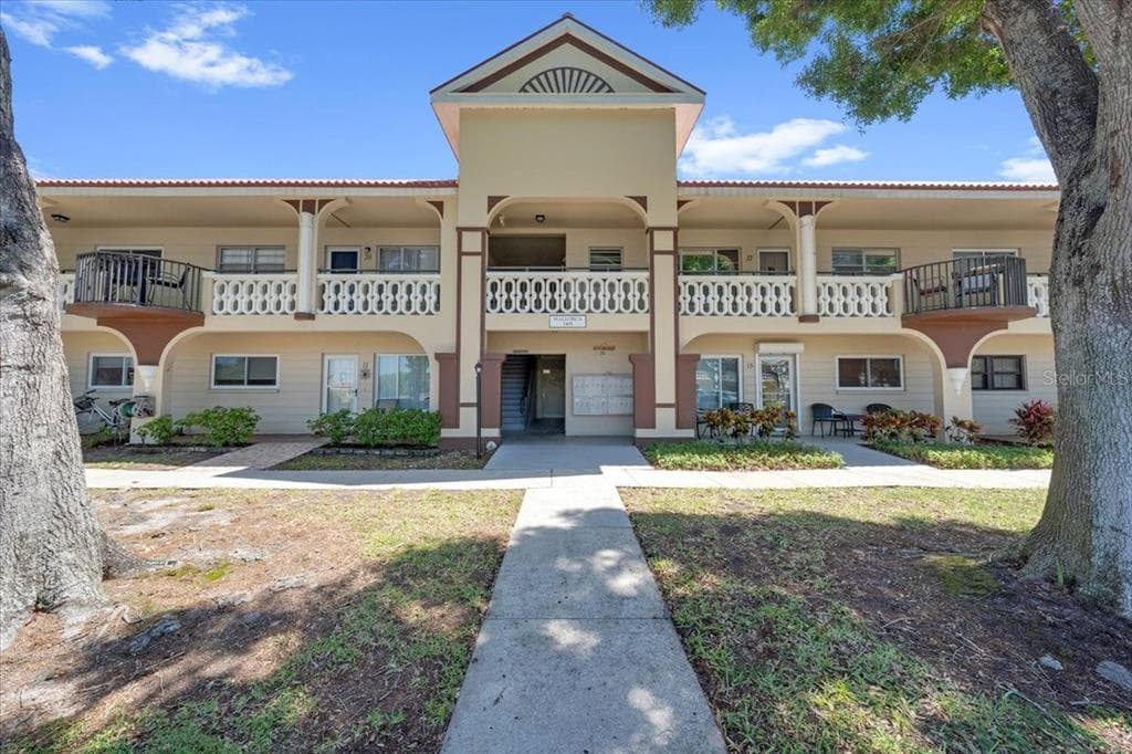 2401 FRANCISCAN DRIVE # 41, CLEARWATER, FL 33763