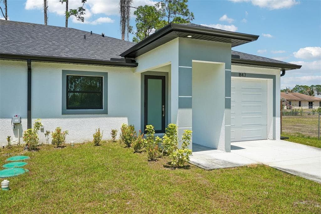 845/847 MEADOW ROAD, LEHIGH ACRES, FL 33973 — zdjęcie 3