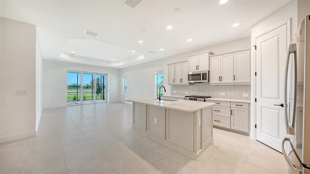 17682 SYLVESTER DRIVE, VENICE, FL 34293 — zdjęcie 4