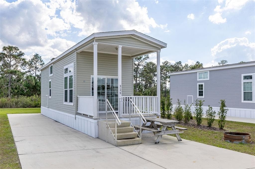 325 TIKI TURN (HWY 630) E, LAKE WALES, FL 33898