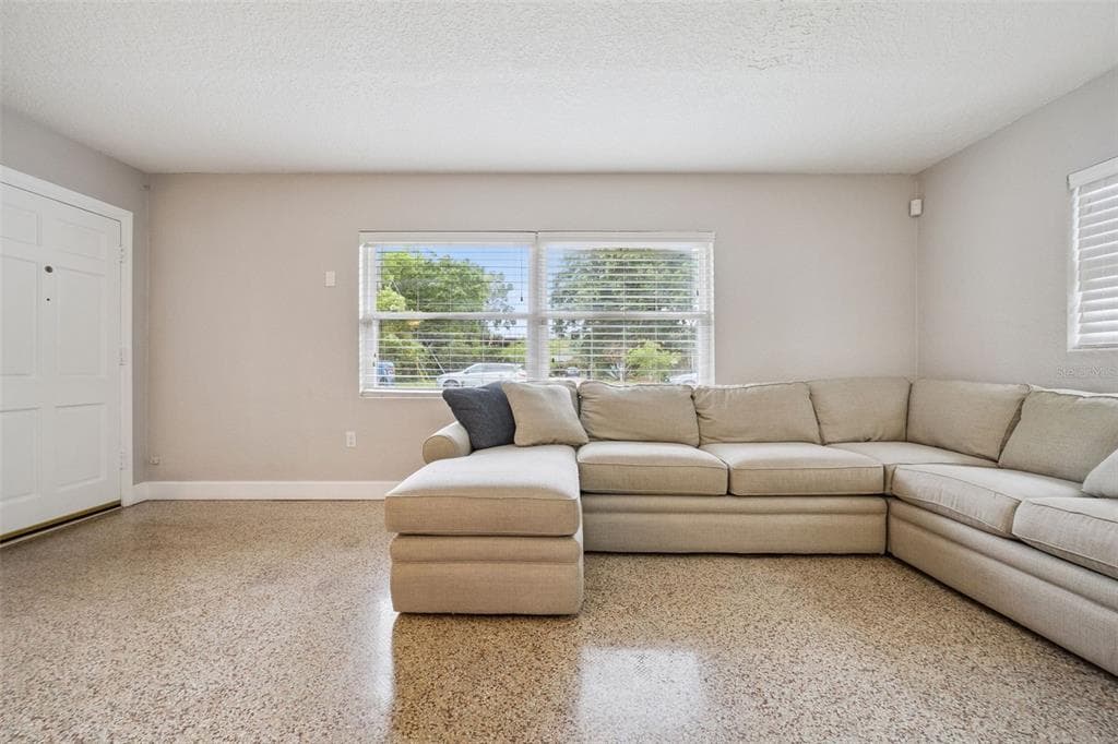 2513 MUSSELWHITE AVENUE, ORLANDO, FL 32804 — zdjęcie 5