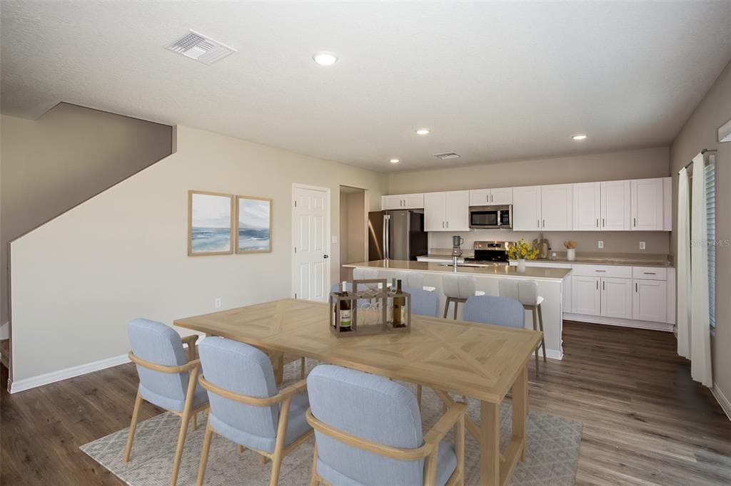 36690 THORNHEDGE DRIVE, ZEPHYRHILLS, FL 33541 — zdjęcie 2